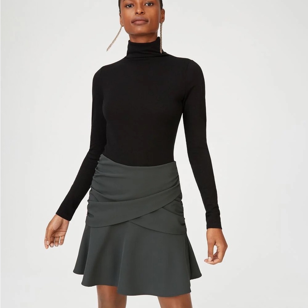 NWT CLUB MONACO Welse Skirt in Green